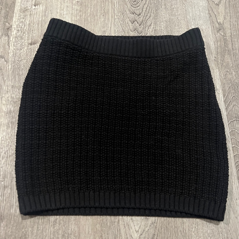H&M Black Knit Mini Skirt S